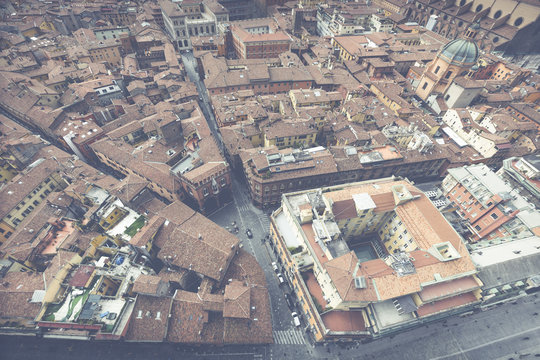 BOLOGNA, ITALY - 05 MARCH, 2016: General view of the downtown st