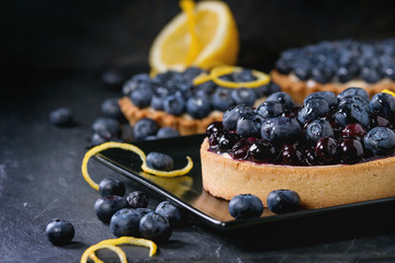Tart with blueberries