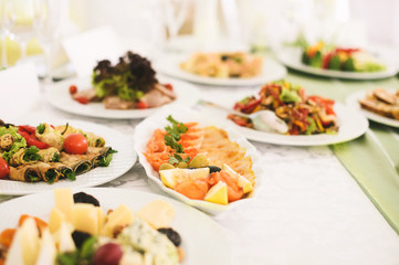 Red Fish Plate
