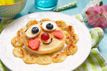 Pancakes with fruits for kids