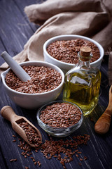 Flax seeds and linseed oil