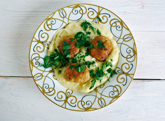 Turkish meatballs with sauce