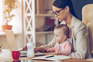 Modern businesswoman can manage everything. 