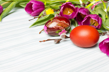 Easter decoration with eggs and tulips
