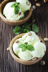 Pistachio icecream with mint and nuts