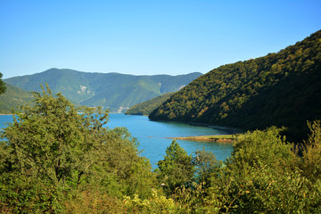 Ananuri river