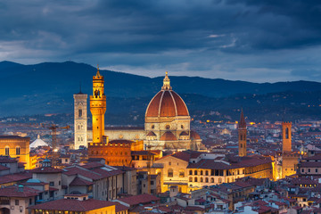 Fototapeta na wymiar Duomo cathedral in Florence, Italy