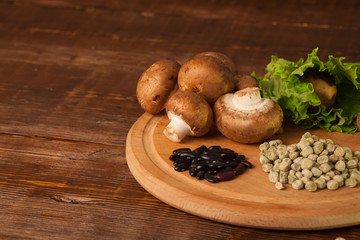 Grains, mushrooms and salad