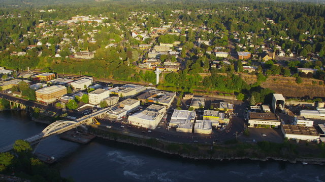Aerial shot of Oregon City