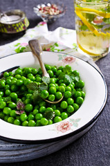 Green peas with mint