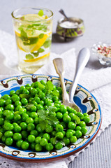 Green peas with mint