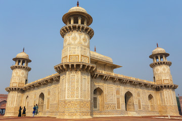Fototapeta na wymiar Tomb of Itimad-ud-Daulah in Agra, Uttar Pradesh, India