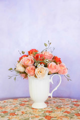 Beautiful bouquet of bright flowers in a vasez