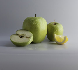 green apples and slice of lemon