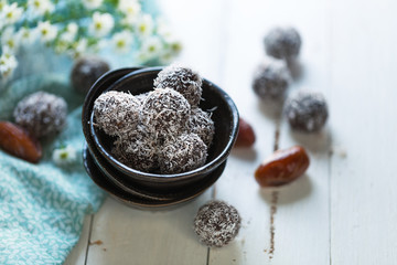 truffes au chocolat et noix de coco