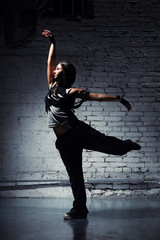  The dancer in motion 