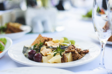 Cheese with Mint and Walnut