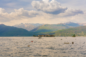 Borromäische Inseln am Lago Maggiore, Alpensee in Oberitalien