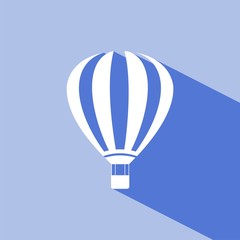 Fototapeta premium Icono de un globo aerostático sobre fondo azul. Ilustración vectorial