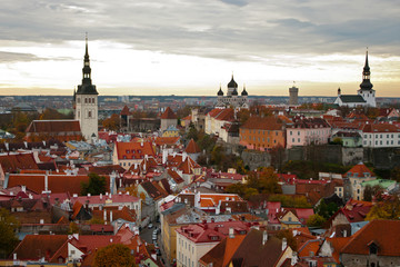 Obraz premium Panoramic view of Tallinn, skyline of historical center, Estonia
