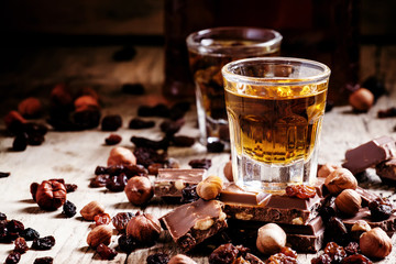 Milk chocolate with nuts and raisins with dark Jamaican rum, sel