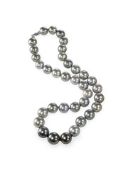 Obraz premium Beatiful pearl necklace isolated on a background
