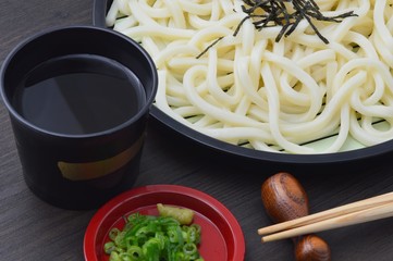 ざるうどん