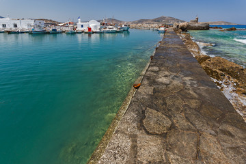 Obraz premium Venetian fortress and small port in Naoussa town, Paros island, Cyclades, Greece