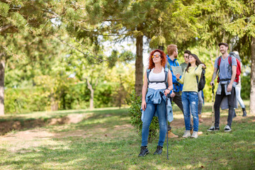 Obraz premium Mountaineers stopped for a moment