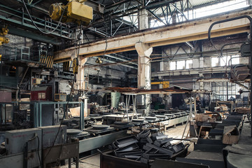 The old machine tool equipment.