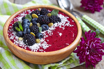 Acai bowl with berries