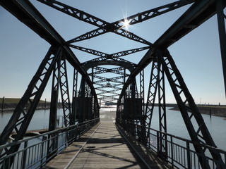 Nassaubrücke am Seglerhafen