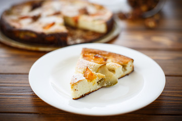 Cottage cheese casserole with apricots 