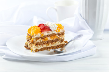  honey cake with strawberries and orange