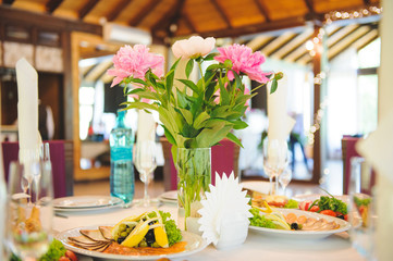 Peony Bouquet and Fish Plate