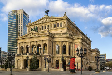 Fototapeta na wymiar Alte Oper facade, Frankfurt