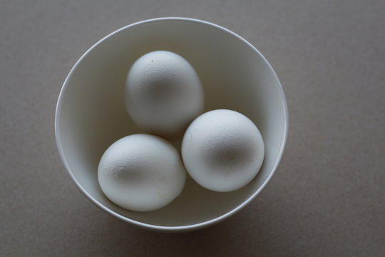 drei hartgekochte Eier