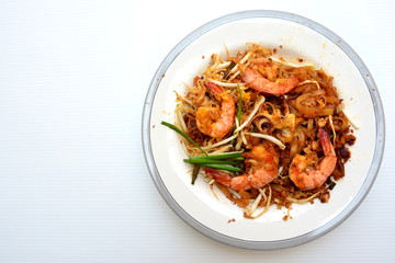 Thai Fried Noodle With Prawn and squid