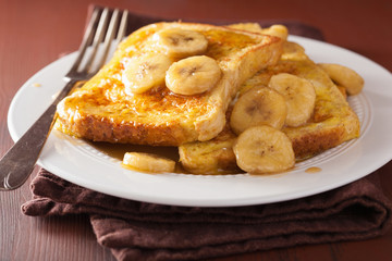 french toasts with caramelized banana for breakfast