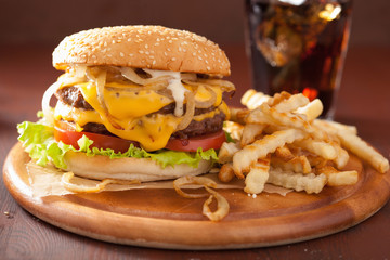 double cheeseburger with tomato and onion