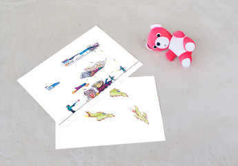 Fototapeta na wymiar Teddy bear and picture battle