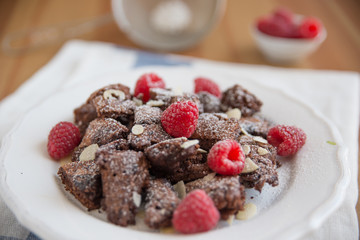 Schokoladenschmarrn mit Himbeeren 