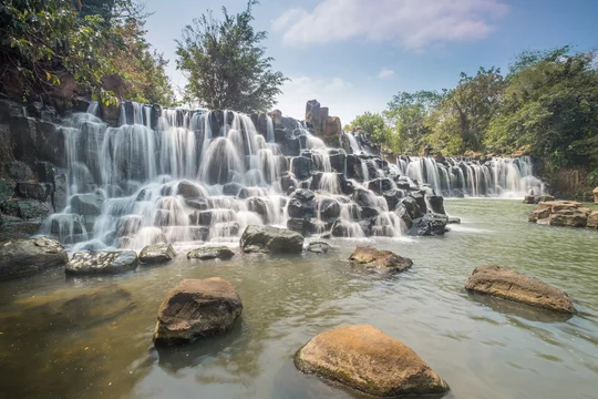 Giang Dien Waterfall, Dong Nai, Vietnam view from above with long exposure  photography makes the water smooth as silk. It attracts tourists weekend  resort Stock Photo