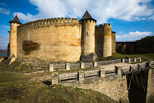 Khotyn Fortress