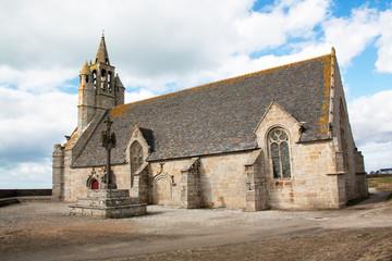 Fototapeta na wymiar Chapelle notre dame de la Joie et calvaire, Saint Guénolé, Penmarc'h, Finistère, bretagne