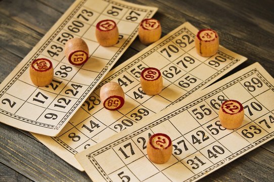 Vintage lotto: kegs and cards