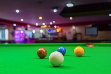 snooker balls