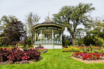 Obraz premium Public Garden with Large Gazebo