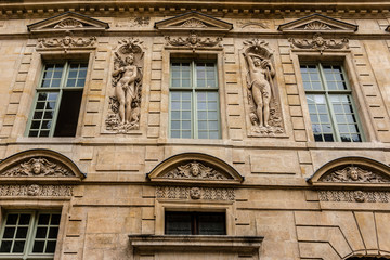 Fototapeta na wymiar Hotel de Sully (1625 - 1630). Marais, Paris. France.