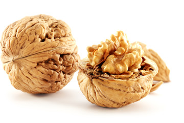 walnuts 
